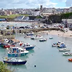 Newquay Holiday Villa