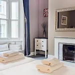 Mucky Duck House - Central- By Brighton Holiday Lets