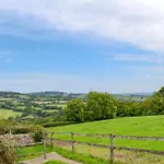 The Smithy - Ukc3748