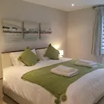 Ocean Serenity, Horizon View