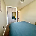 Number Seven Isallt Lodges