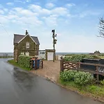 Toll Bar Cottage