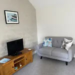 2 Bedroom Central Apartment With Private Parking