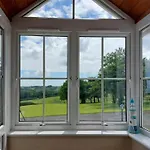 Sea View - Uk38208