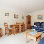 St Elmo Lodge