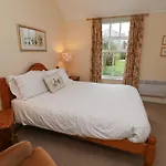 Armstrong Cottages No2