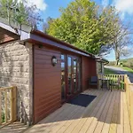 Chalet Log Cabin L10