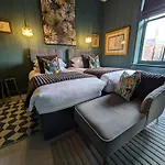 Merchant House