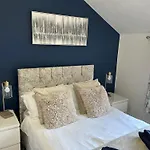 Rooms At 153 Room Only