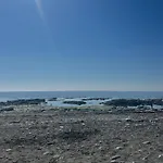 Waves Edge