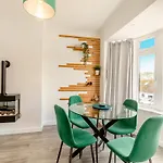 Driftwood Villa