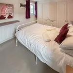 Nemos Lodge