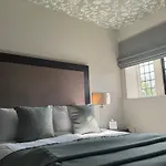 Abbey House Hotel