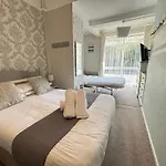 Three Palms Hotel