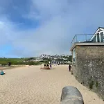 Ocean View Beach Rd