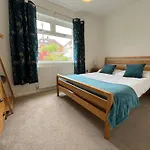 Gower Getaway - Parking & Ensuite