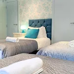 Darling By The Sea - By Brighton Holiday Lets