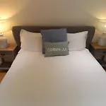 7 Cordyline Court