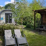 Emlyn'S Coppice - Luxury Woodland Glamping