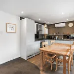 Queens Place - 1 Bedroom Apartment