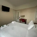 Clarence House Hotel