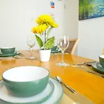 Lucky Home 15 - Ideal For Trade & Family - 2 Bedrooms - 2 Beds - Max 4 Guests - Close To Bae, Docks, Lake District, Beaches