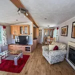 6 Berth Caravan With Decking At Cherry Tree Park In Norfolk Ref 70014G