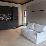 No 5 By Warren Collection