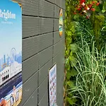 Host & Stay - The Charles Street House