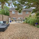 Quiet Mews House With Parking And Garden Close To Centre And Beach