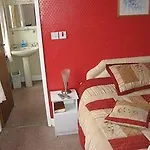 Kenilworth Hotel