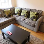Buccleuch Street Apartment