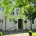Crossways House Bed And Breakfast