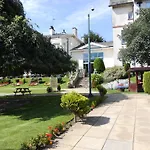 The Devonshire House Hotel