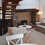 Cefn Coed Cottages