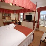 Harbour View Hotel