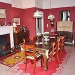 Troutsdale Lodge