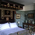 St Benedict - Victorian Bed And Breakfast