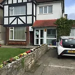 Tudor Lodge