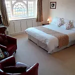 Swiss Cottage Bed And Breakfast