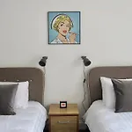 Duckworth Building Apartments