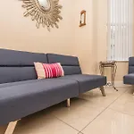 Giant Serviced Apartments