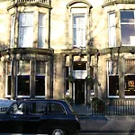 The Learmonth Hotel