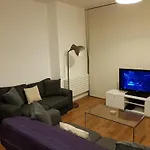 River Front Apartment Next To Echo Arena