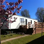 Spindlewood Country Holiday Park - Caravan Park