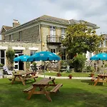 The Parkbury Hotel