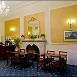 Ailsa Craig Hotel