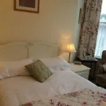 Glenhill Guest House