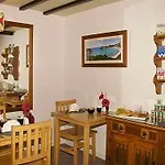 Melcombe Villa Guesthouse