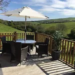 Hideaway Lodge